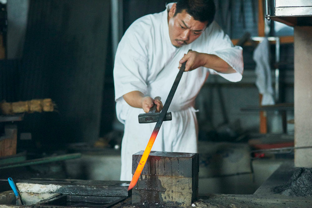 Beautiful Craftmanship of Japanese Katana Swords!